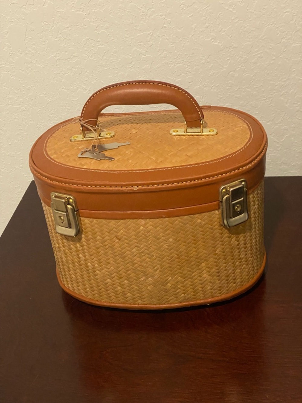 Straw and Leather Basket (1940s–60s) - Picture 9 of 11